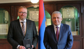 Ambassador of Armenia to the Russian Federation presented the Deputy of the State Duma of Russia with the Commemorative Medal of the Chairman of the National Assembly of the Republic of Armenia