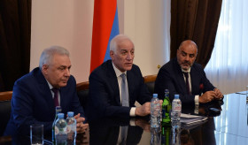 President Vahagn Khachaturian met with representatives of the Armenian community in Russia