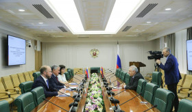 Ambassador Vagharshak Harutyunyan met with Deputy Chairman of the Federation Council Yuri Vorobyov
