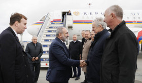 Prime Minister of Armenia arrives in St. Petersburg