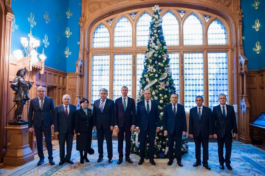 Russia’s Foreign Minister meets Ambassadors of the CIS member states