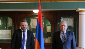 Посол Армении в России встретился с руководителем представительства Фарерских островов при Посольстве Дании в РФ