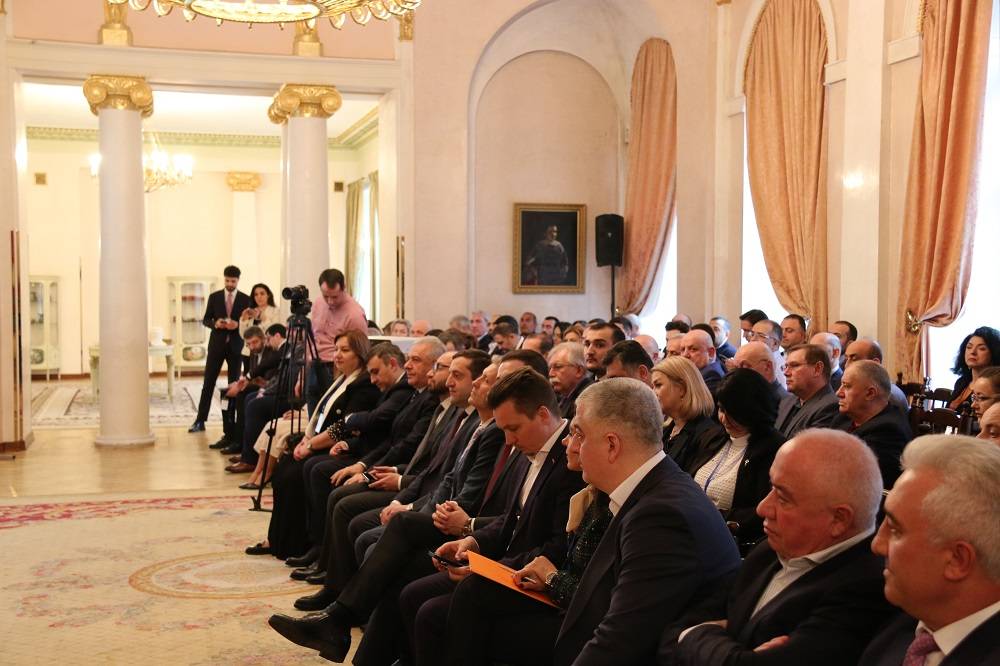 В Посольстве состоялся форум «Инвестиции в Армении – политика «открытых дверей»»