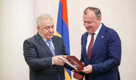 Встреча посла В.Арутюняна с главой Екатеринбурга А.Орловым