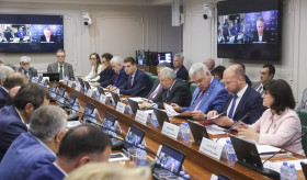 Посол В.Арутюнян принял участие в первом заседании Экспертного совета армяно-российской Межпарламентской комиссии