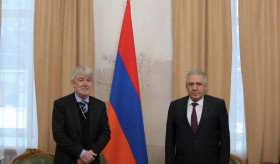 Посол В. Арутюнян встретился с послом Норвегии в РФ Р. Квиле